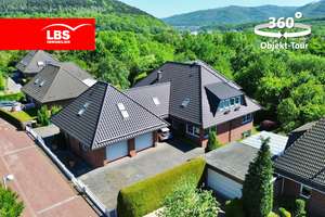 Hochwertiges Zweifamilienhaus in bester Lage von Goslar! – Die vollständige Adresse der Immobilie erhältst du vom Anbieter., 38642 Goslar – Vorschaubild 1