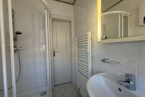 ***Ankommen. Durchatmen. Zuhause sein – das Wasser im Blick.*** – Die vollständige Adresse der Immobilie erhältst du vom Anbieter., 23570 Travemünde, Lübeck – Vorschaubild 15