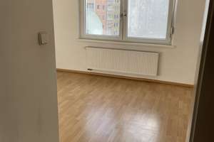 Gepflegte 3-Zimmer-Wohnung mit Einbauküche und Garage in Nürnberg – Die vollständige Adresse der Immobilie erhältst du vom Anbieter., 90459 Hummelstein, Nürnberg – Vorschaubild 9