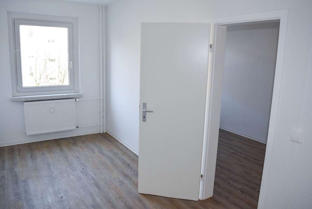 Adler Group | Erstbezug nach Sanierung! Balkon! Blick ins Grüne!