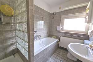 Großes Wohnhaus am Rande des Zentrums von Gütersloh – Die vollständige Adresse der Immobilie erhältst du vom Anbieter., 33330 Innenstadt-Kattenstroth, Gütersloh – Vorschaubild 18