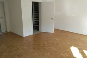 Saniertes Reihenmittelhaus im Westviertel Ingolstadt - Umfassend saniert | 6 Zimmer | Südterrasse |  – Die vollständige Adresse der Immobilie erhältst du vom Anbieter., 85049 Mitte, Ingolstadt – Vorschaubild 4