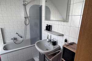 Stilvolle 2,5-Zimmer-Maisonettewohnung | 65 qm | Dachterrasse | Tiefgaragenstellplatz – Kelterstr. 21, 73614 Schorndorf – Vorschaubild 12