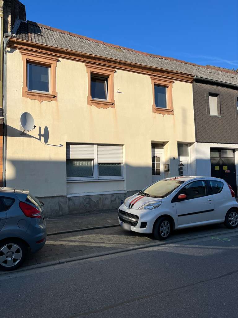 Immobilie in Hückelhoven - Ihre Kapitalanlage! Zweifamilienhaus zu Verkaufen - Bild 0