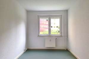 älteres Ehepaar für Wohnung im Hochparterre mit Balkon gesucht - gern mit WBS – Riesaer Straße 99, 12627 Hellersdorf, Berlin – Vorschaubild 8