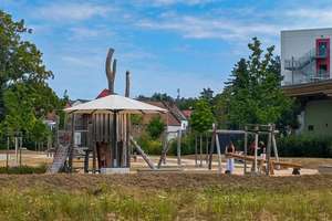Available from the end of August 2 miles from Clay, Modern, high quality terraced house with kitchen – Zur Schleifmühle 27, 65205 Erbenheim, Wiesbaden – Vorschaubild 17