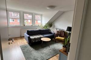 Helle Dachgeschosswohnung zur Selbstnutzung oder Vermietung – Die vollständige Adresse der Immobilie erhältst du vom Anbieter., 22761 Bahrenfeld, Hamburg – Vorschaubild 2