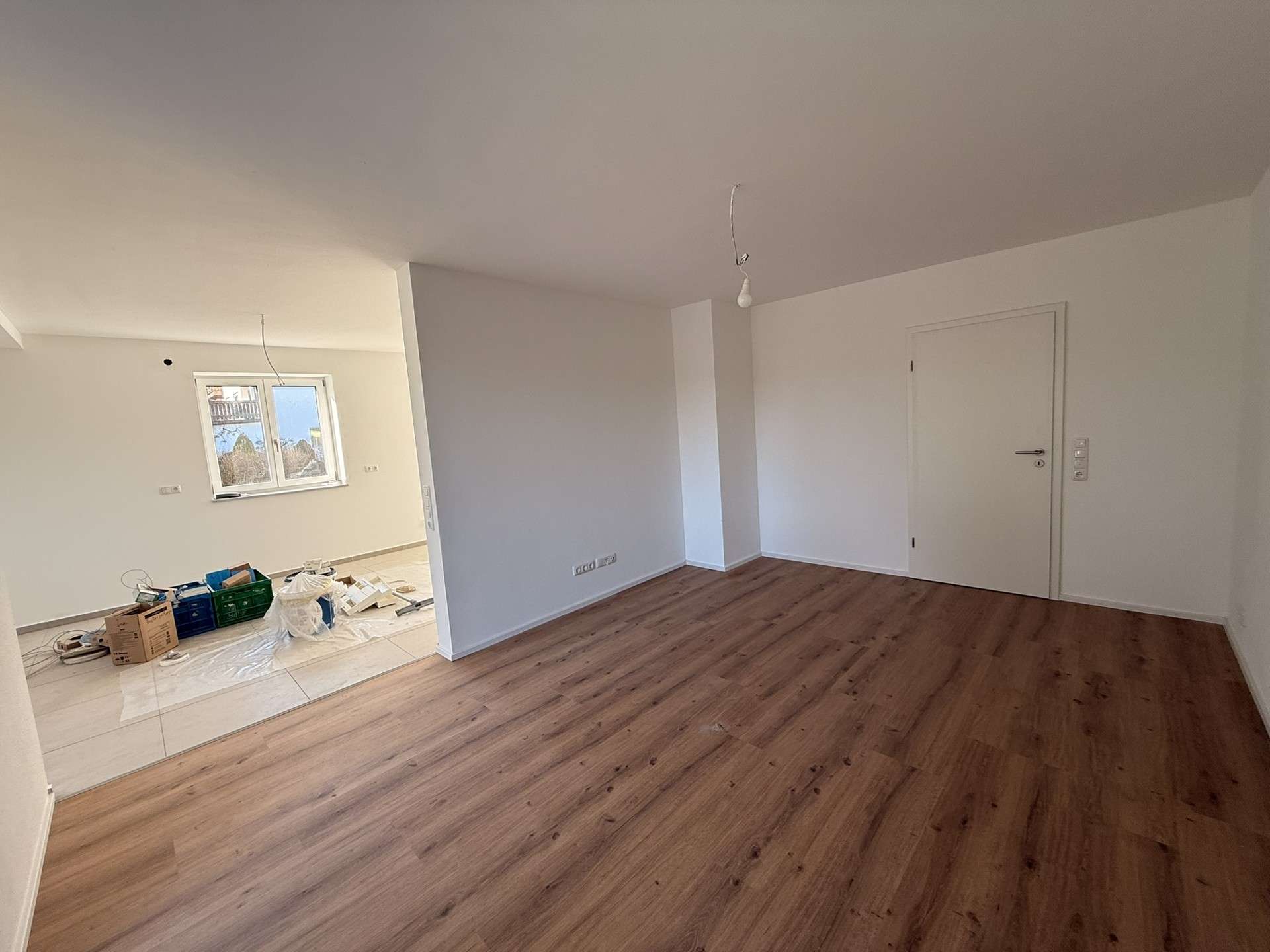 Immobilie in Taching am See - neuwertige komplettmodernisierte
5-Zimmer-Wohnung mit gr. Balkon
in Tengling am Waginger See - Bild 2