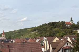 Attraktive und renovierte 3 Zi Whg. mit ausbaufähiger Galerie und schönem Blick auf die Weinberge – Raichbergstraße 11, 70329 Obertürkheim (Ortsteil), Stuttgart – Vorschaubild 9