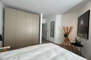 Großzügige 2-Zimmer Wohnung mit ausgezeichneter Verkehrsanbindung im schönen Blankenese zu verkaufen – Rissener Landstraße 23, 22587 Blankenese, Hamburg – Vorschaubild 11