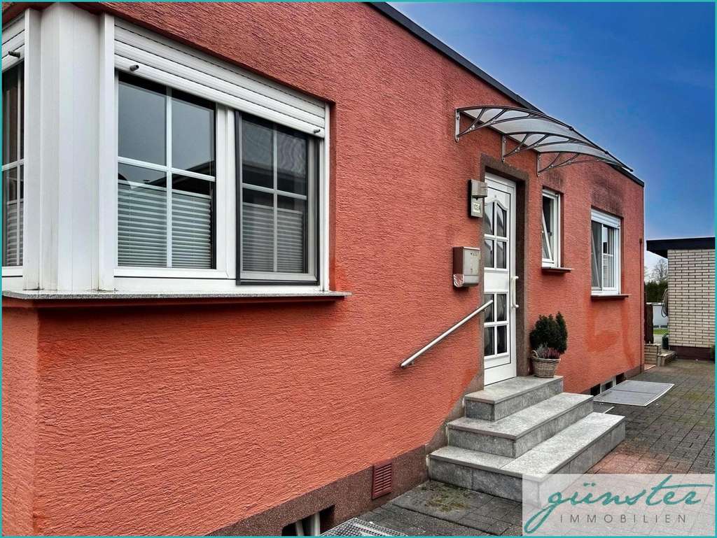 Immobilie in Unna - Unna-Massen-Nord: Zwei Häuser als ETW auf einem 497 m² großem Grundstück in ruhiger, grüner Lage! - Bild 0