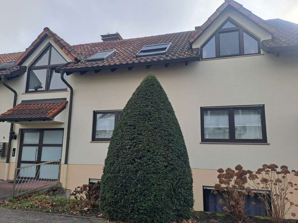 Immobilie in Deidesheim - Lichtdurchflutete 3-Zimmer-Wohnung mit Balkon in Toplage - Bild 0