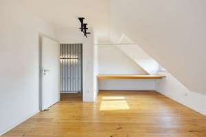 Lichtdurchflutete Maisonette | 3 Balkone | Kochinsel | A+ – Die vollständige Adresse der Immobilie erhältst du vom Anbieter., 51109 Brück, Köln – Vorschaubild 14