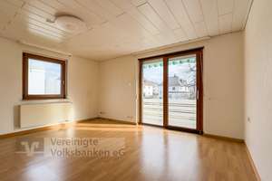 4‑Zimmer‑Wohnung mit Balkon und Außenstellplatz – Die vollständige Adresse der Immobilie erhältst du vom Anbieter., 72762 Reutlingen-Mitte, Reutlingen – Vorschaubild 2