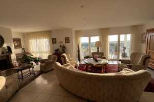 Exklusive Villa in bester Lage an den Weinbergen von privat. – Bergstraße (Kreis) – Vorschaubild 4
