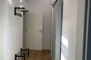 Möbliertes Dachgeschoss-Apartment in Karlsruhe — All-inclusive, Klima & Internet, ideal für Pendler – Anebosweg 14, 76187 Nordweststadt, Karlsruhe – Vorschaubild 5