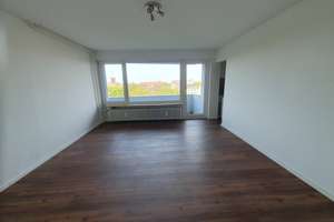 In Bremerhaven! Ab sofort: 1-Zimmer mit Aufzug und EBK, super für Studenten und Azubis! – Bürgermeister-Smidt-Straße 160, 27568 Mitte, Bremerhaven – Vorschaubild 2