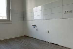 Geräumige 3-Zimmer-Wohnung mit Balkon! – Freisenbruchstr. 37, 45279 Freisenbruch, Essen – Vorschaubild 3