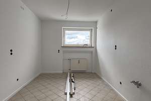 Helle 4-Zimmer-Wohnung mit Südost-Balkon & Garage – Die vollständige Adresse der Immobilie erhältst du vom Anbieter., 90473 Langwasser Südost, Nürnberg – Vorschaubild 6