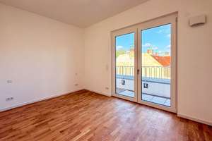 Große Dachgeschosswohnung nah Schloß Charlottenburg - 3 Zimmer am Mierendorffplatz – Osnabrücker Straße 27, 10589 Charlottenburg, Berlin – Vorschaubild 16