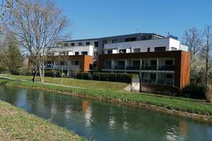 Wohnen am Illerkanal – Hochwertige 2-Zimmer-Wohnung mit sonnigem Balkon und Tiefgarage