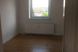 Viel Platz in Essen: 4-Zimmer-Wohnung in zentraler Lage – Lübecker Straße 19, 45145 Frohnhausen, Essen – Vorschaubild 2