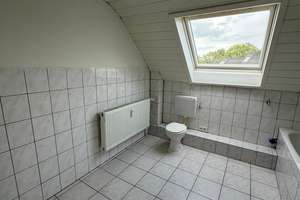 Charmante Altbauwohnung im Fachwerkhaus mit ausgebautem Dachboden – Menninghauser Straße 64, 42859 Zentralpunkt, Remscheid – Vorschaubild 17