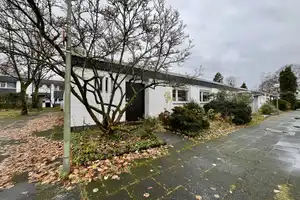 Schöner Bungalow mit Parkettboden, Sauna und Garage in Erkrath – Mettmann (Kreis) – Vorschaubild 3
