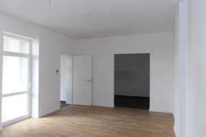 Tolle 3-Raum-Wohnung mit Balkon, Weitblick + Fahrstuhl in Buckau! – Bahnikstr. 6, 39104 Magdeburg – Vorschaubild 10