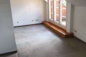 Schicke 3 Zimmer DG - Wohnung - WG geeignet ab 01.08.26 – Leopoldstrasse 105, 80802 Münchner Freiheit, München – Vorschaubild 2