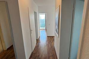 Modernisierte 3-Zimmer-Eigentumswohnung mit Balkon, Aufzug und sehr guter Infrastruktur in Krefeld – Die vollständige Adresse der Immobilie erhältst du vom Anbieter., 47809 Oppum, Krefeld – Vorschaubild 7