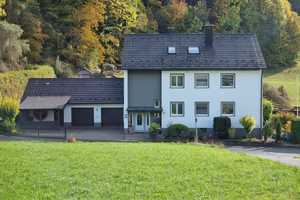 Top gepflegtes und renoviertes 2-3-Familienhaus mit 3 Garagen auf  großem Grund für kleines Geld – Nürnberger Land (Kreis) – Vorschaubild 3