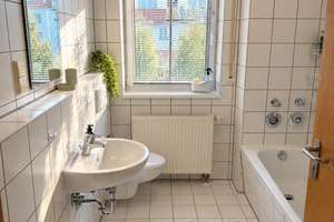 Helle 2-Zi-Wohnung mit Südwest-Balkon & Blick ins Grüne, EBK & Tiefgarage – 4179 Leutzsch, Leipzig – Vorschaubild 16