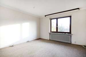 Rentables 3-Familienhaus mit viel Potenzial in guter Lage! – Die vollständige Adresse der Immobilie erhältst du vom Anbieter., 39130 Neu Olvenstedt, Magdeburg – Vorschaubild 4