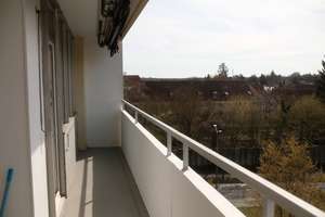 Frisch renovierte 2-Zimmer-Wohnung mit Panoramablick & Südbalkon – Schöpfstraße 33, 90480 Gleißhammer, Nürnberg – Vorschaubild 6