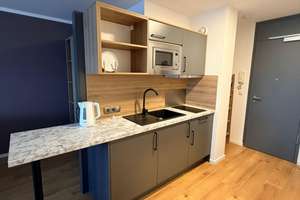 Charmantes, möbliertes Studio mit Wohlfühlfaktor – Rosenheimerstraße 30, 81669 Haidhausen Süd, München – Vorschaubild 4