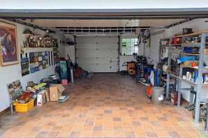 Freistehendes Haus mit großzügigen Garagen und Garten in Meschenich - ideal für Oldtimer-Liebhaber ! – Köln – Vorschaubild 13