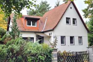 Rahnsdorf in wunderschöner, ruhiger Waldrandlage ansprechendes, massives Einfamilienhaus