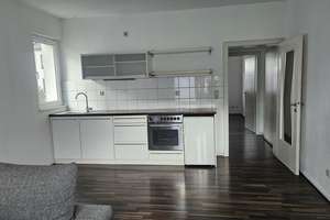 Duisburg- Neudorf, in bester Lage 2 Zimmer Wohnung mit Einbauküche – 47057 Neudorf-Süd, Duisburg – Vorschaubild 3