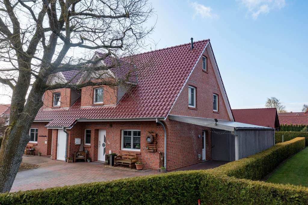 Immobilie in Holtgast - Doppelhaushälfte mit Neubaucharakter - Bild 1