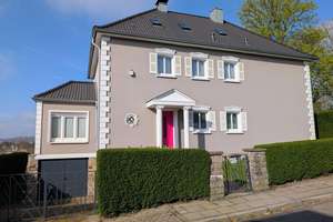 Ein Zuhause mit Seele – Stilvolle Stadtvilla mit ikonischem Charakter im Schmachtenbergsviertel – Die vollständige Adresse der Immobilie erhältst du vom Anbieter., 45219 Kettwig, Essen – Vorschaubild 2