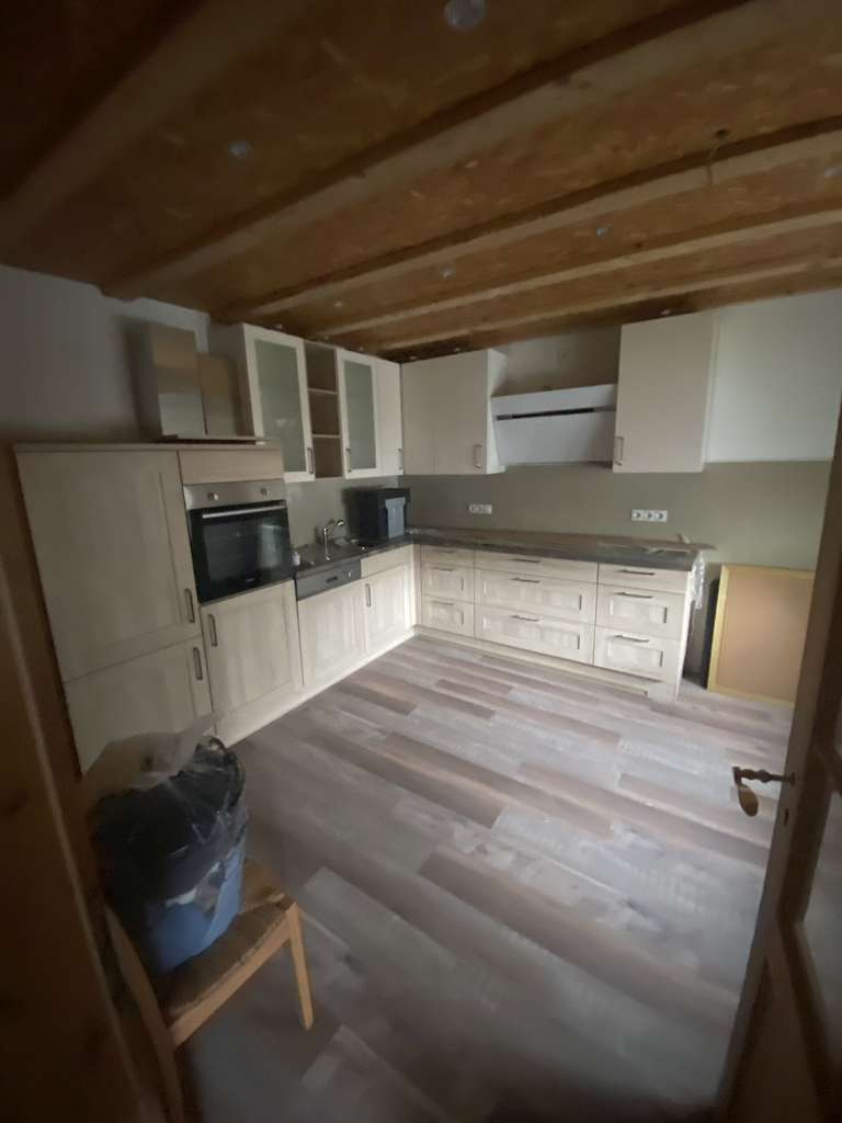 Immobilie in Rutsweiler an der Lauter - Ehemaliges Bauernhaus mit Nebengebäude und Scheune - Bild 3