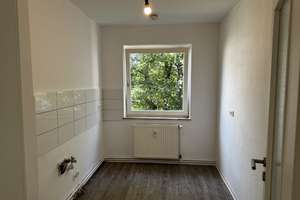 3 Zimmer in günstiger Lage - schnelle Anfrage! – Goslarsche Str. 49, 38118 Westliches Ringgebiet, Braunschweig – Vorschaubild 3