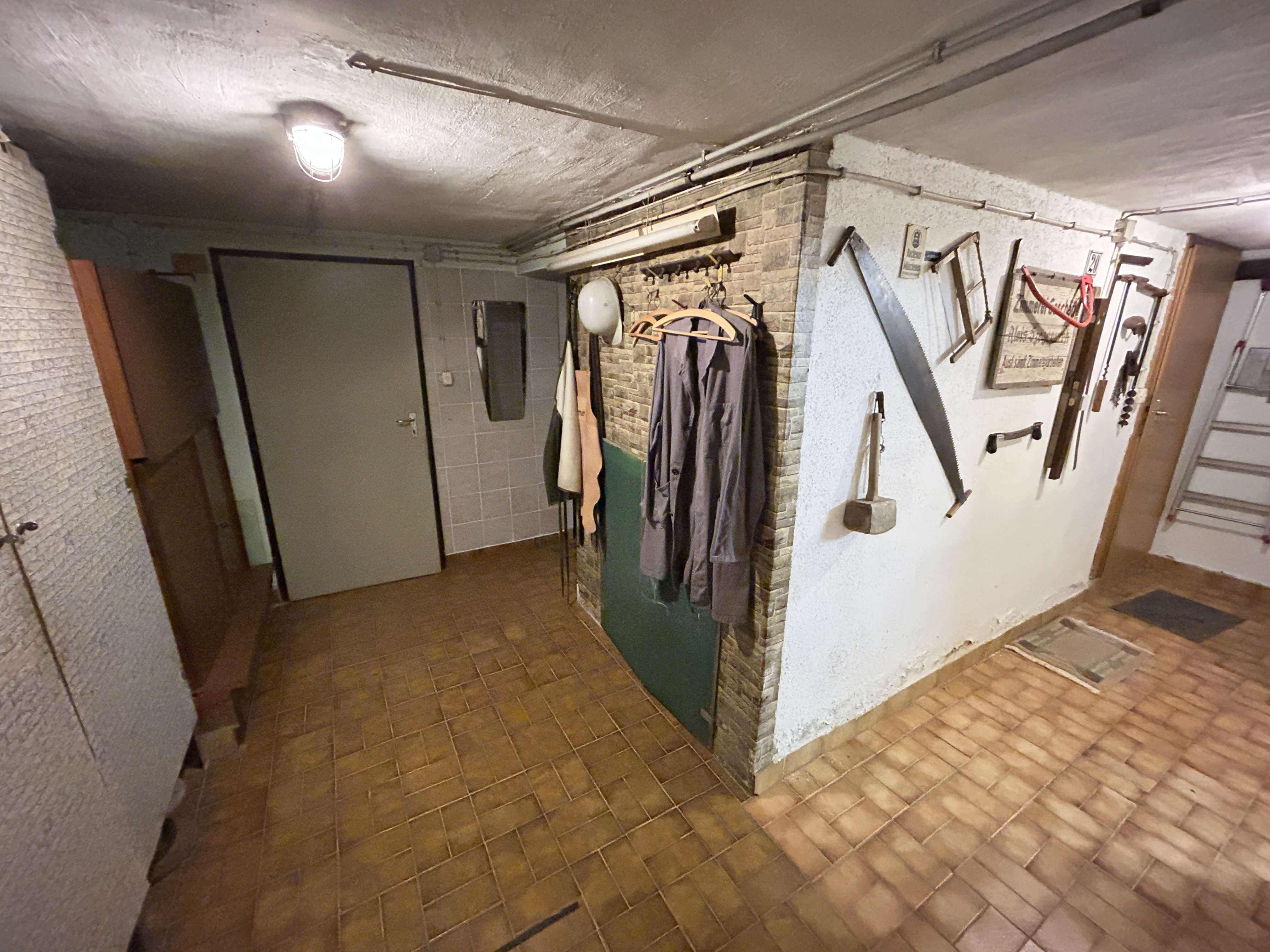 Immobilie in Marsberg - Einfamilienhaus mit Freisitz und Gartenhaus in Marsberg - Bild 0