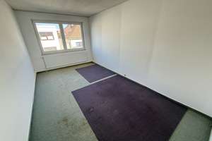 Schwachhausen: Schöne, gut aufgeteilte 3-4 Zi. - DG- Wohnung mit Lift, gr. Balkon u. TG-Stellplatz – Die vollständige Adresse der Immobilie erhältst du vom Anbieter., 28211 Gete, Bremen – Vorschaubild 6