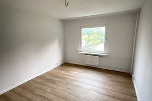 Schöne sanierte 2 zimmer Wohnung im Erdgeschoss. – Fünenweg 2, 24109 Mettenhof, Kiel – Vorschaubild 2