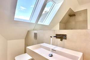 Lichtdurchflutete 4-Zi.-Dachgeschosswohnung mit sonniger Terrasse - Eine Oase der Ruhe! – 10823 Schöneberg, Berlin – Vorschaubild 19