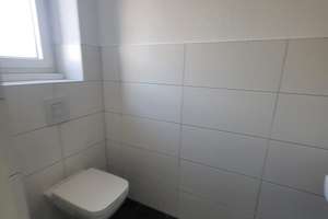 Erstbezug Modernes 5-Zimmer-Reihenhaus mit gehobener Innenausstattung, Einbauküche & 2 Stellplätzen – Die vollständige Adresse der Immobilie erhältst du vom Anbieter., 13057 Falkenberg, Berlin – Vorschaubild 6