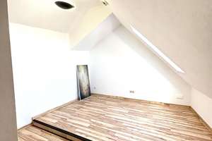 Ein Ort zum Wohlfühlen - Traumhaft helle Maisonettewohnung mit Balkon und großzügigem Wohnambiente – Die vollständige Adresse der Immobilie erhältst du vom Anbieter., 86156 Kriegshaber, Augsburg – Vorschaubild 6