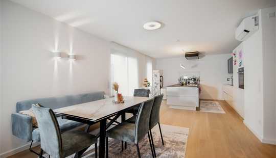 Bild von Freistehendes luxuriöse Villa mit Einliegerwohnung